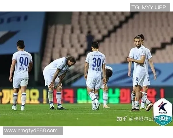 水原三星与仁川联激战回顾赛场精彩瞬间与详细事件分析